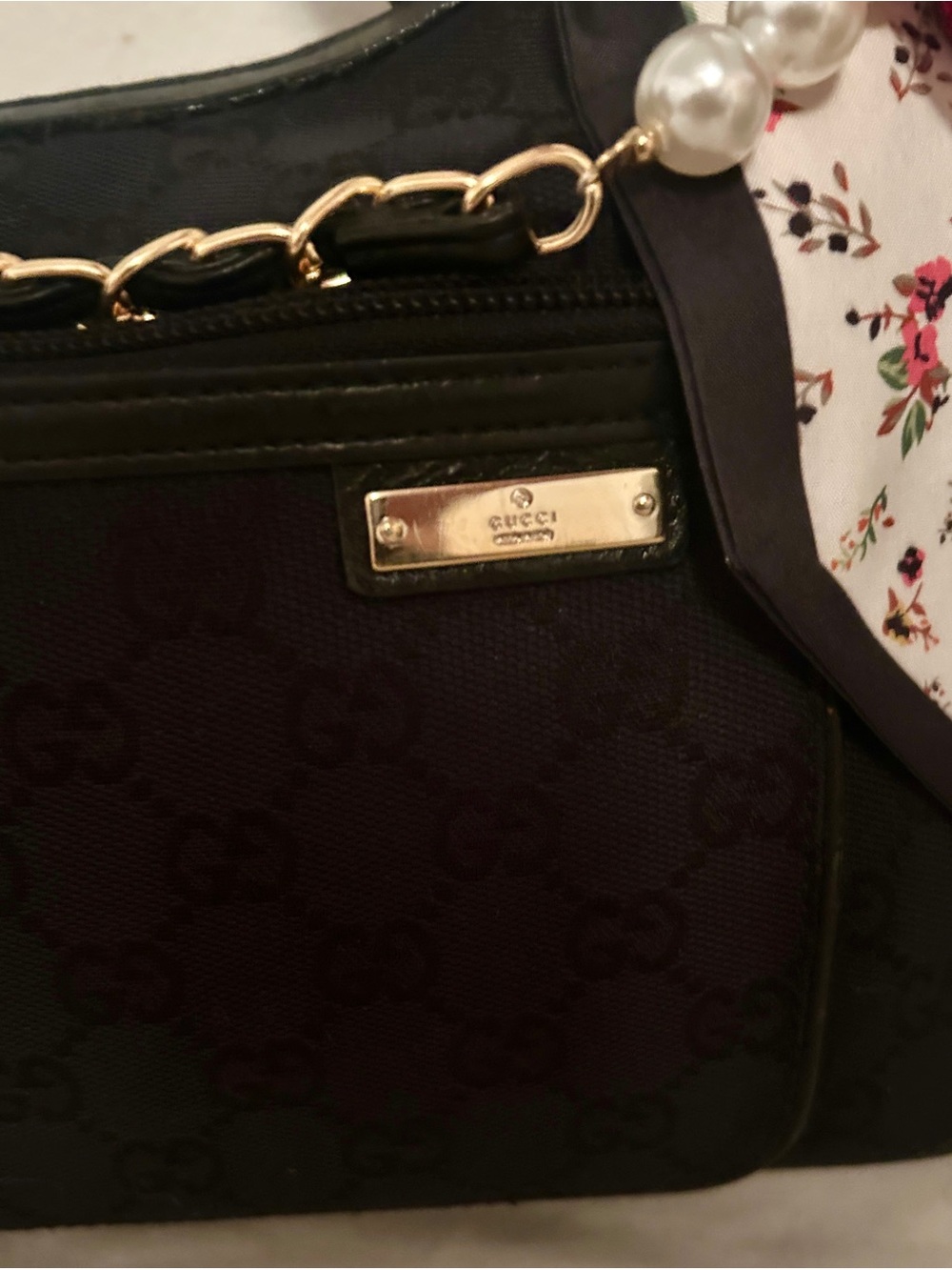 Gucci GG Canvas Black Shoulder Hobo with Gold Chain and Scarf Charm - Picture 15 of 16